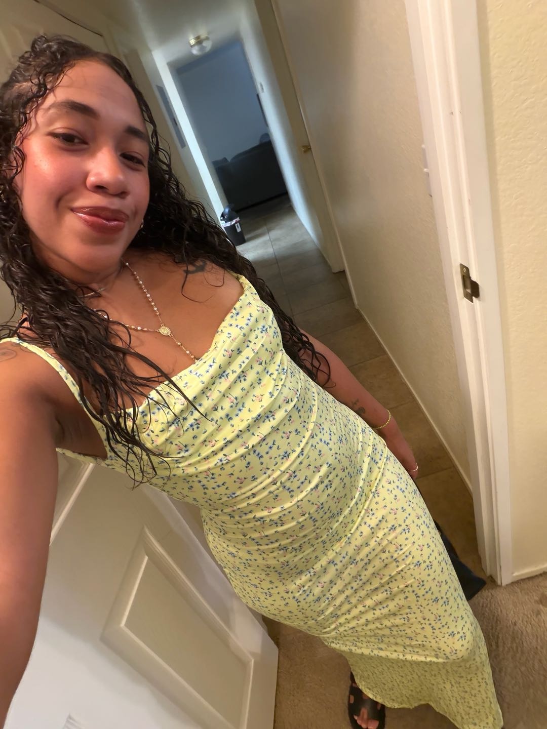 Isabella from United States — live cam chat on JerkRouletteChat